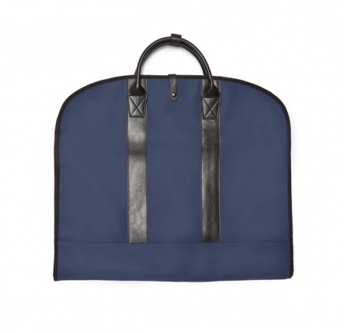 Blue Garment Bag Dimensions: 24\L x 24.75\W x 1.75\H

Color:  Blue





